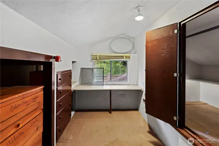 A little play area/storage room above the garage