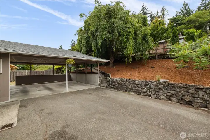 Expansive 2 car carport Expansive 2 car carport