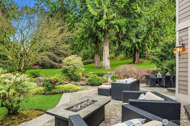 Fully landscaped grounds with 9 zone sprinkler system