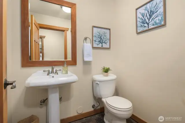 1/2 Bath