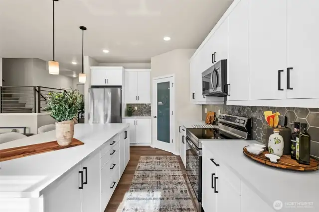 lPhotos are of a similar built floor plan by Rush. They demonstrate the quality of construction that Rus builds to and may show an upgrade that may not be available.