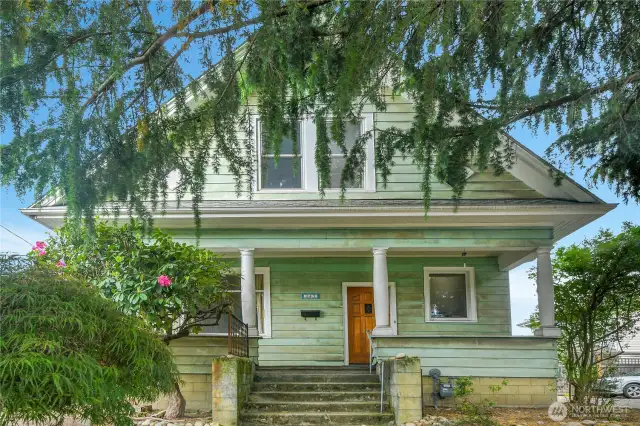 What a great old Seattle home - ready for a 21st Century refresh.