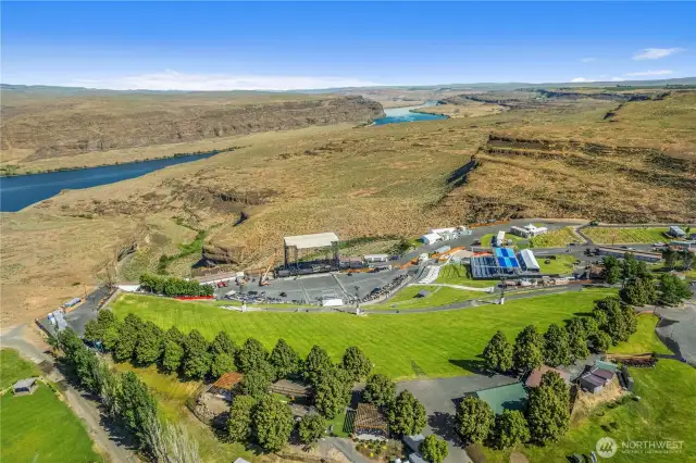 Gorge Amphitheatre