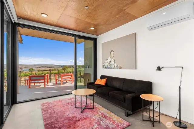 Natural Lighting, Floor to Ceiling Windows, Vast Views