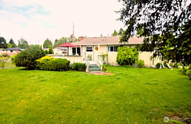 Plenty of room to play, garden, or unwind.