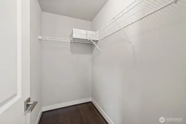 WIC to bedroom 2