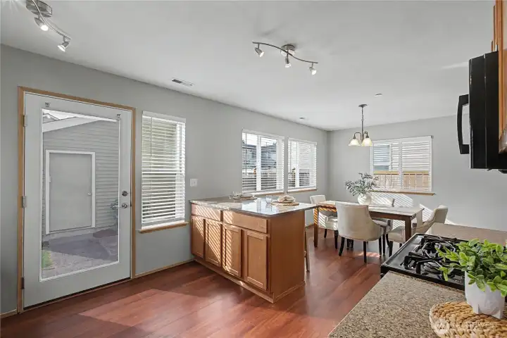 Kitchen -exit to yard