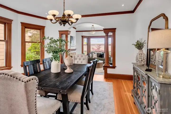 Coffered ceiling, lovely moulding, fir floors in spacious Dining Room!