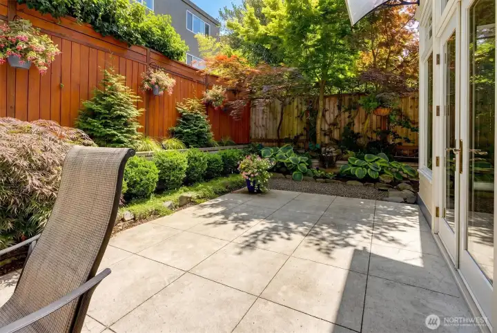 Peaceful backyard patio!