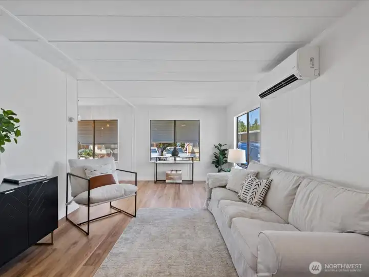 Fully refreshed home with A/C