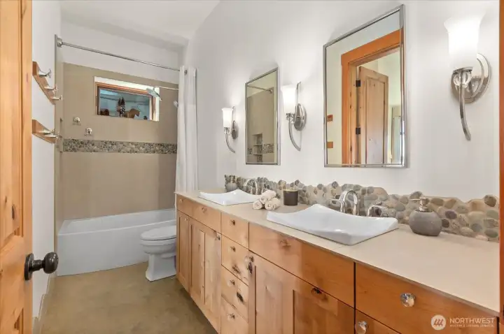 Full Bath on Lower Level Full Bath on Lower Level