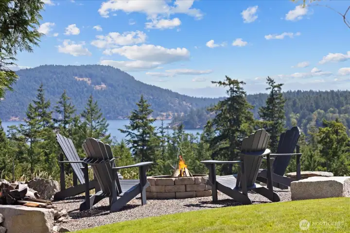 Gather Around the Fire for Great Conversation Gather Around the Fire for Great Conversation