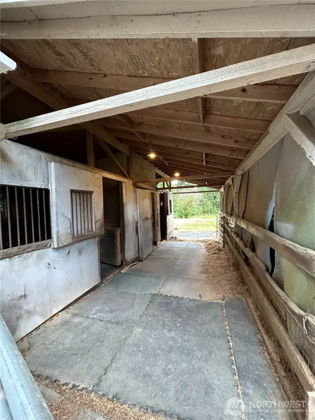 Horse Barn with Tack Room