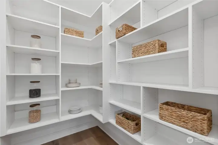 Pictures of model home.  Colors, material, and style may vary.