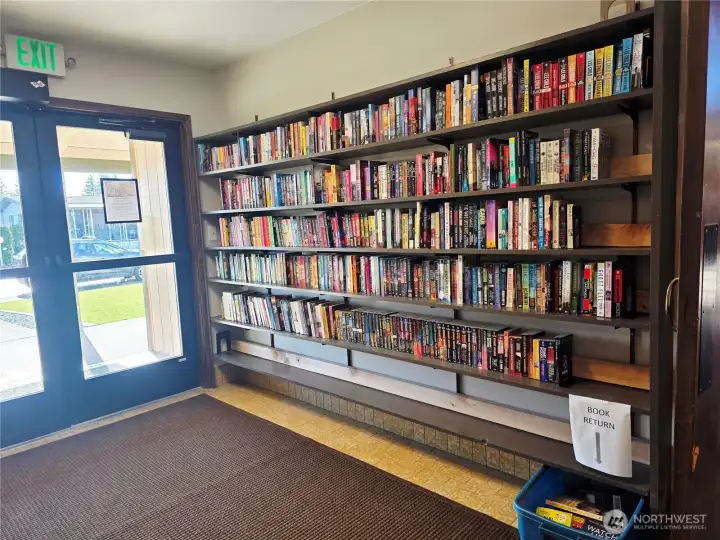 This was one wall of books. There are more!