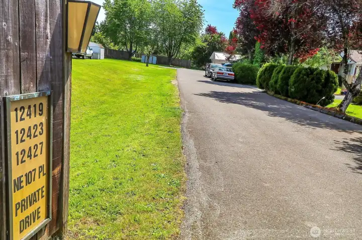 Private lane with only three homes and no HOA