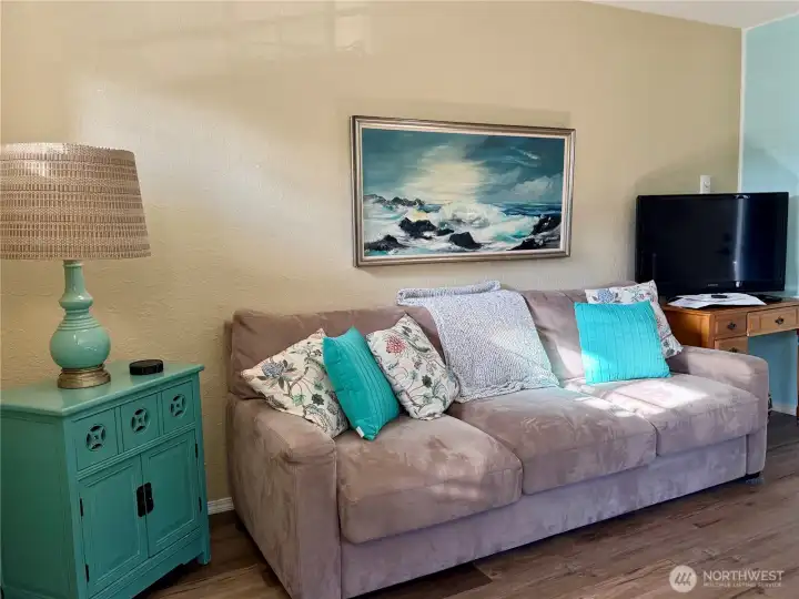 See the sun shining through?