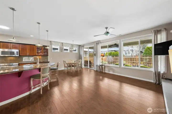 Look at all those windows letting in all that natural light!