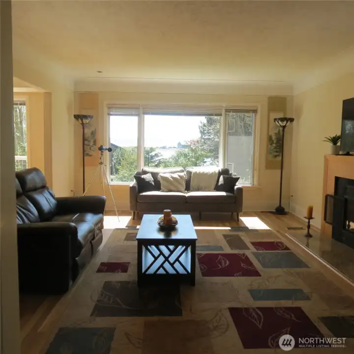 Large living room with water views to Jackson Beach and beyond.