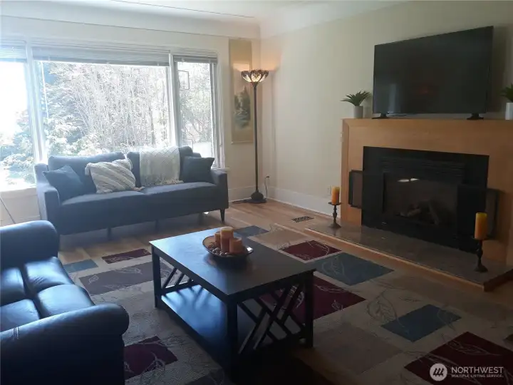 Such a great space. Propane fireplace is perfect for those island winter evenings.