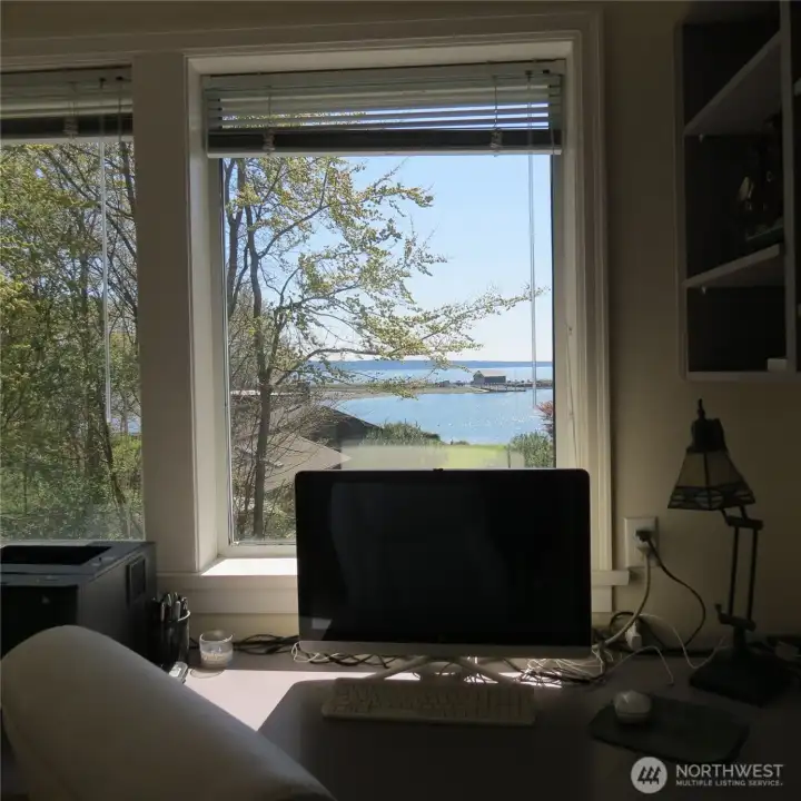 That's what you call an island workspace.