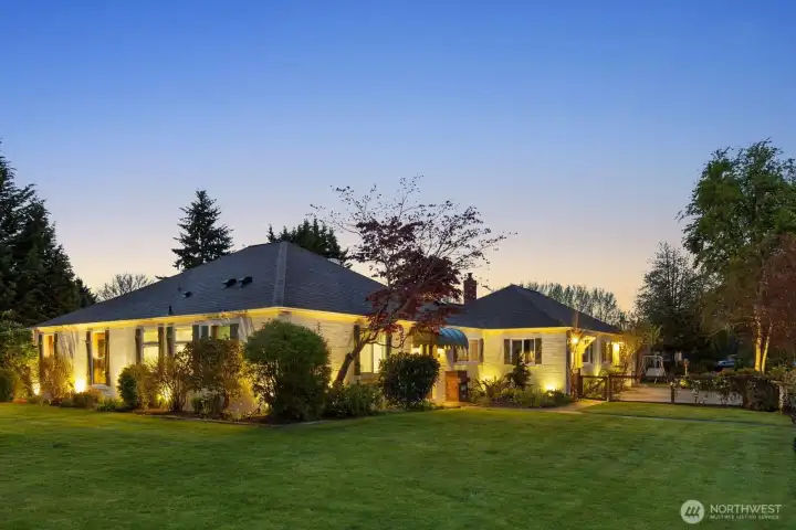 Welcome to 2036 Tacoma Road