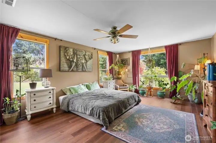 Large Primary Bedroom