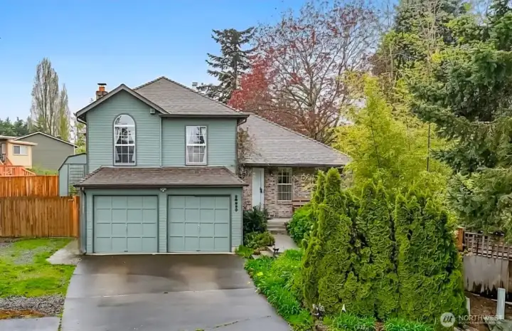 Great neighborhood - this cul de sac in West Hill is the place to be.
