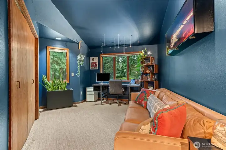 3rd bedroom/home office