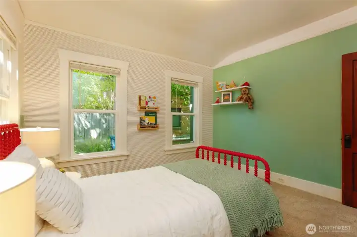 2nd bedroom
