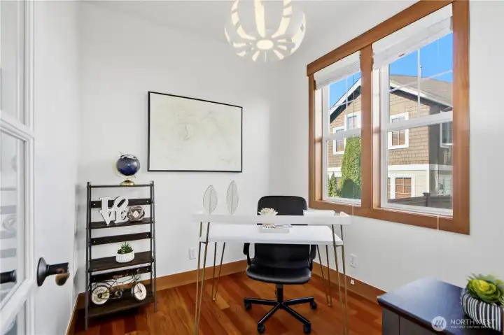 Main level office