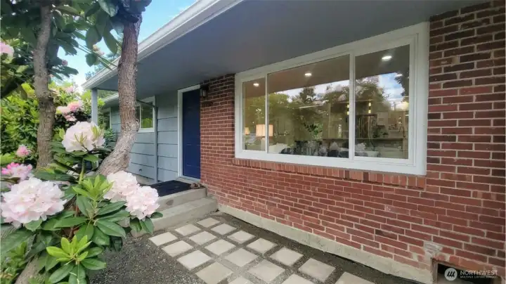 Front walk way