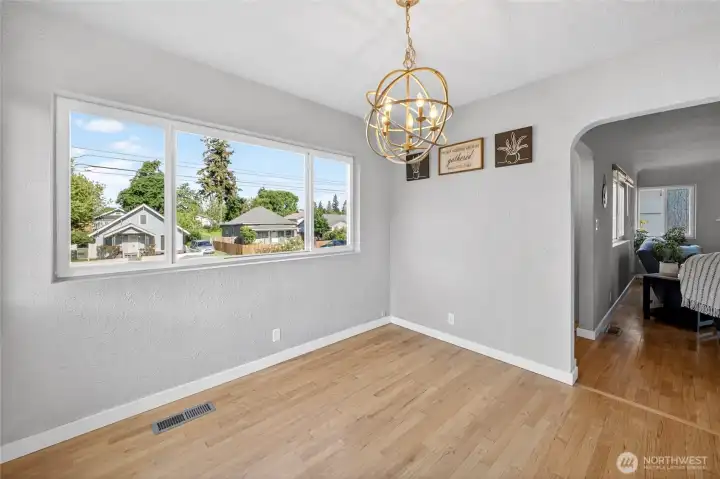 Dining space off kitchen