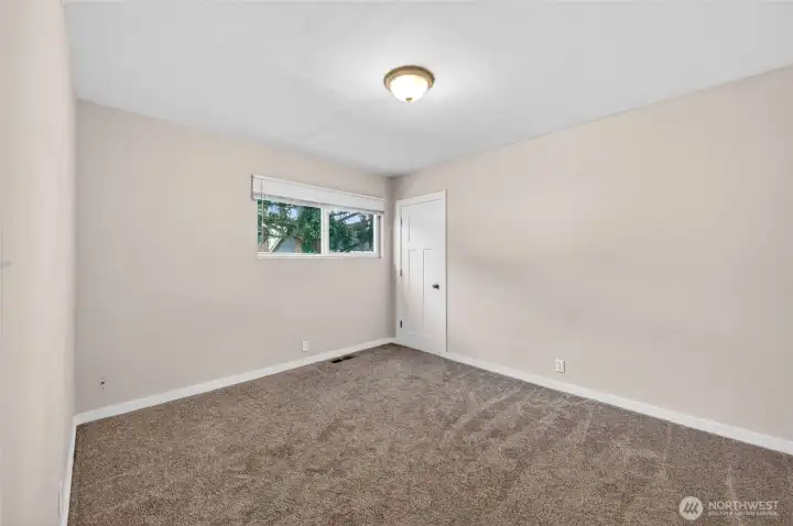 Second upstairs bedroom