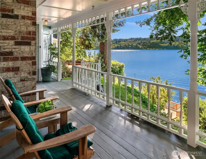 Overlooking the tranquil waters of Quartermaster Harbor, this exceptional waterfront retreat invites you to slow down and enjoy a landscape alive with birds, wildlife, and natural beauty.