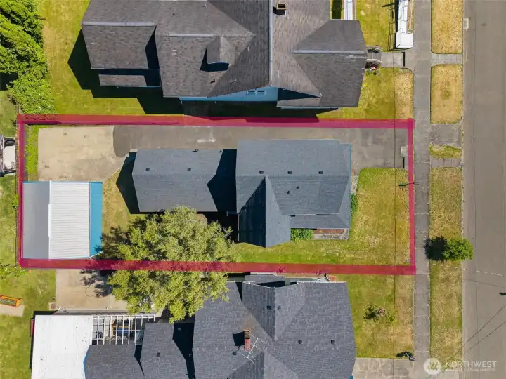 Property outline for illustration purposes only. Property outline for illustration purposes only.