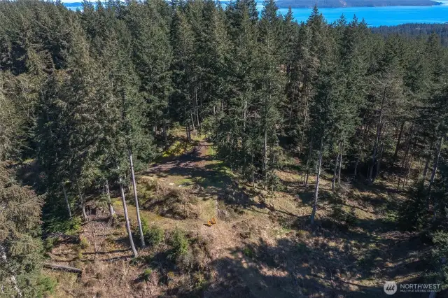 Each one of the 45 homesites was carefully situated to maximize privacy and enhance views.