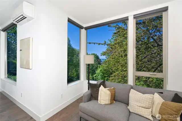 Welcome to 1813 12th Ave W.
