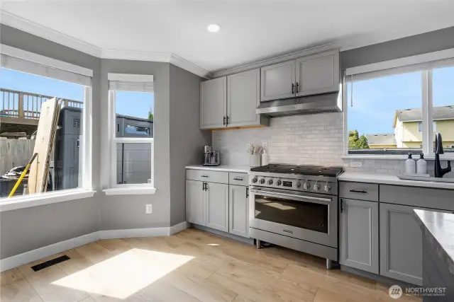 Oversized Gas Range and Oven