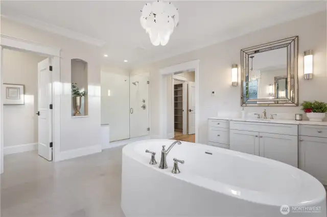 With a large soaking tub and a shower spacious enough for two, you'll have plenty of room to relax and indulge in luxury.