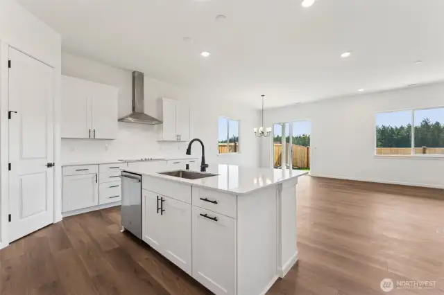 Kitchen Island with sink and Dishwasher