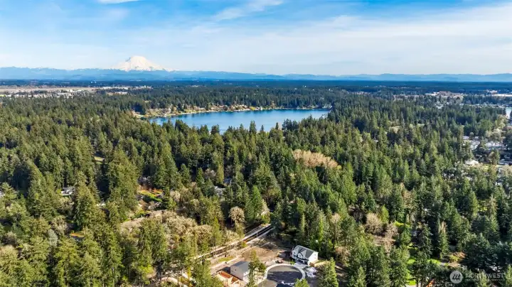 Great location in Lakewood