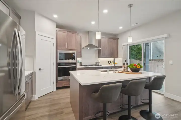 Photos are for representation only.  Features, colors, and selections may differ from photograph. See site agent for details.