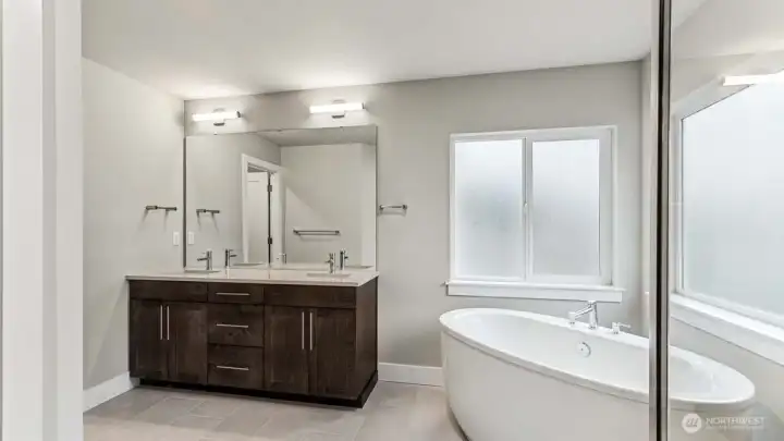 Photos are for representation only.  Features, colors and selections may differ from photograph. See site agent for details.