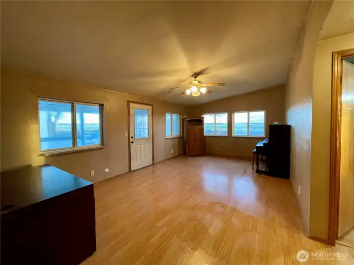 Large family room!