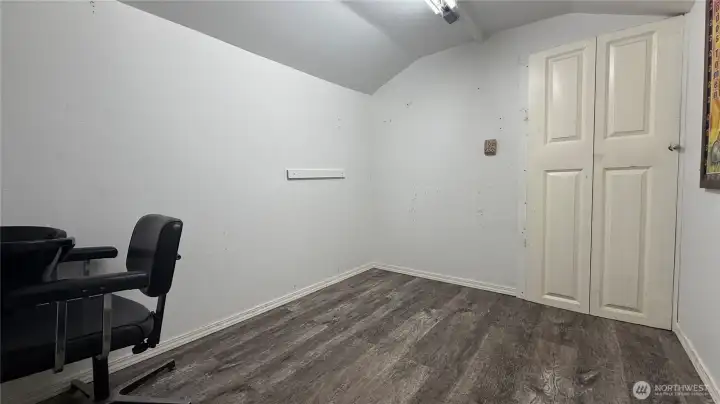 Extra storage with water and power