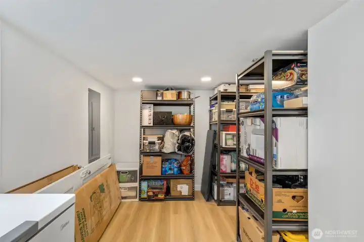 Need storage? Easy to stay organized, here.