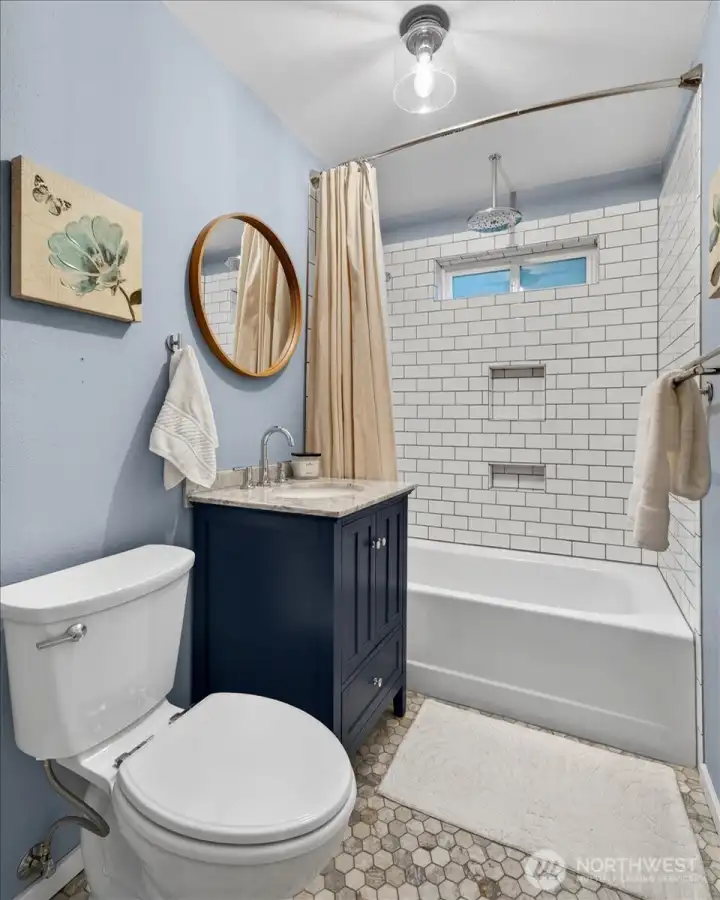 Main Floor bathroom MIL