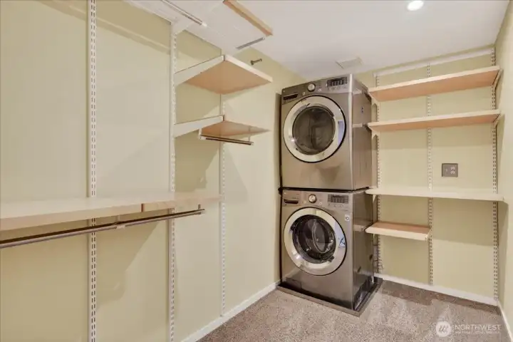 2nd floor utility and walk-in-closet