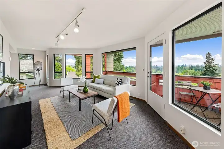 The 3rd floor sitting room.